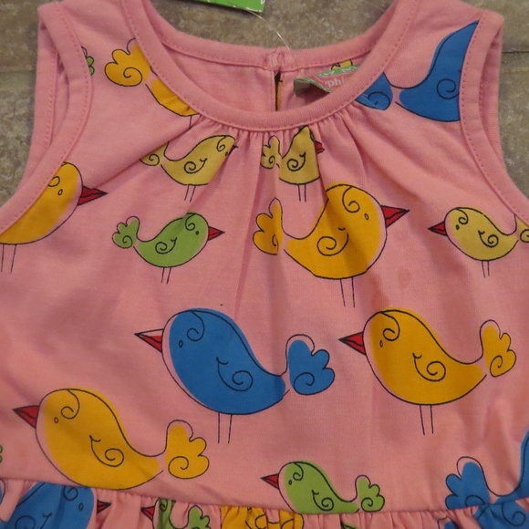 Girls dress - Picture 2 of 5